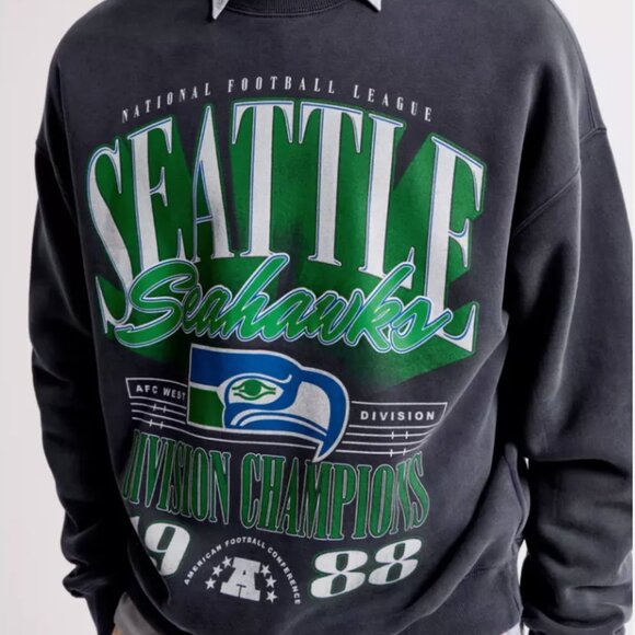 Seattle Seahawks Football Sweatshirt Vintage Style Seattle Seahawks Shirt - Picture 2 of 3